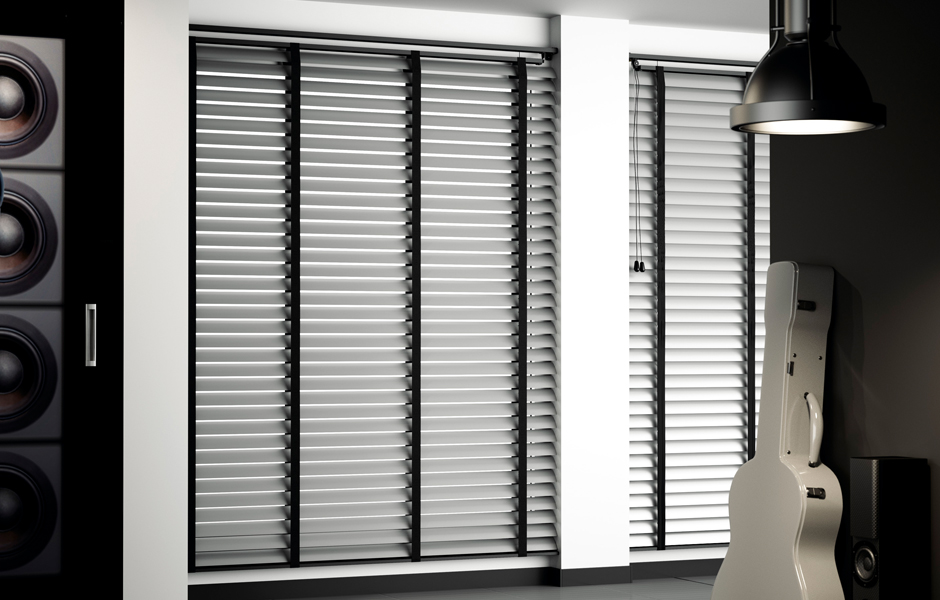 ALUMINIUM VENETIAN BLIND