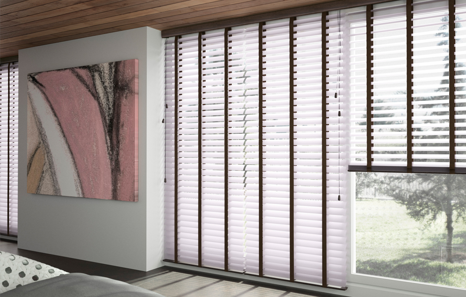 CRYSTAL VENETIAN BLIND